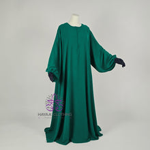Load image into Gallery viewer, Balloon Sleeve Abaya - Emerald
